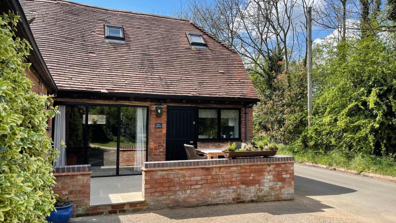 Elegant Peaceful Barn In Rural Village Setting Close To Stratford Upon Avon Eksteriør billede