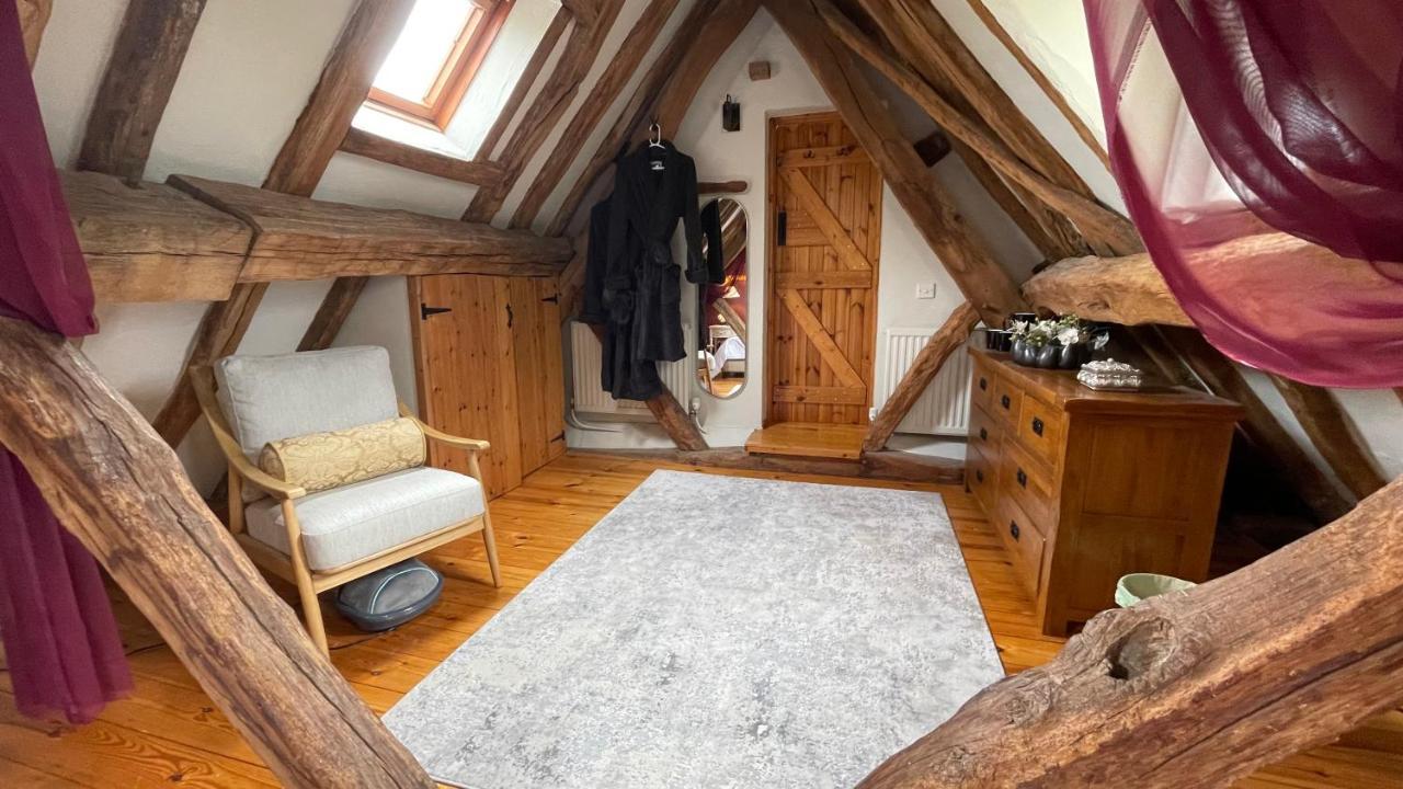 Elegant Peaceful Barn In Rural Village Setting Close To Stratford Upon Avon Eksteriør billede