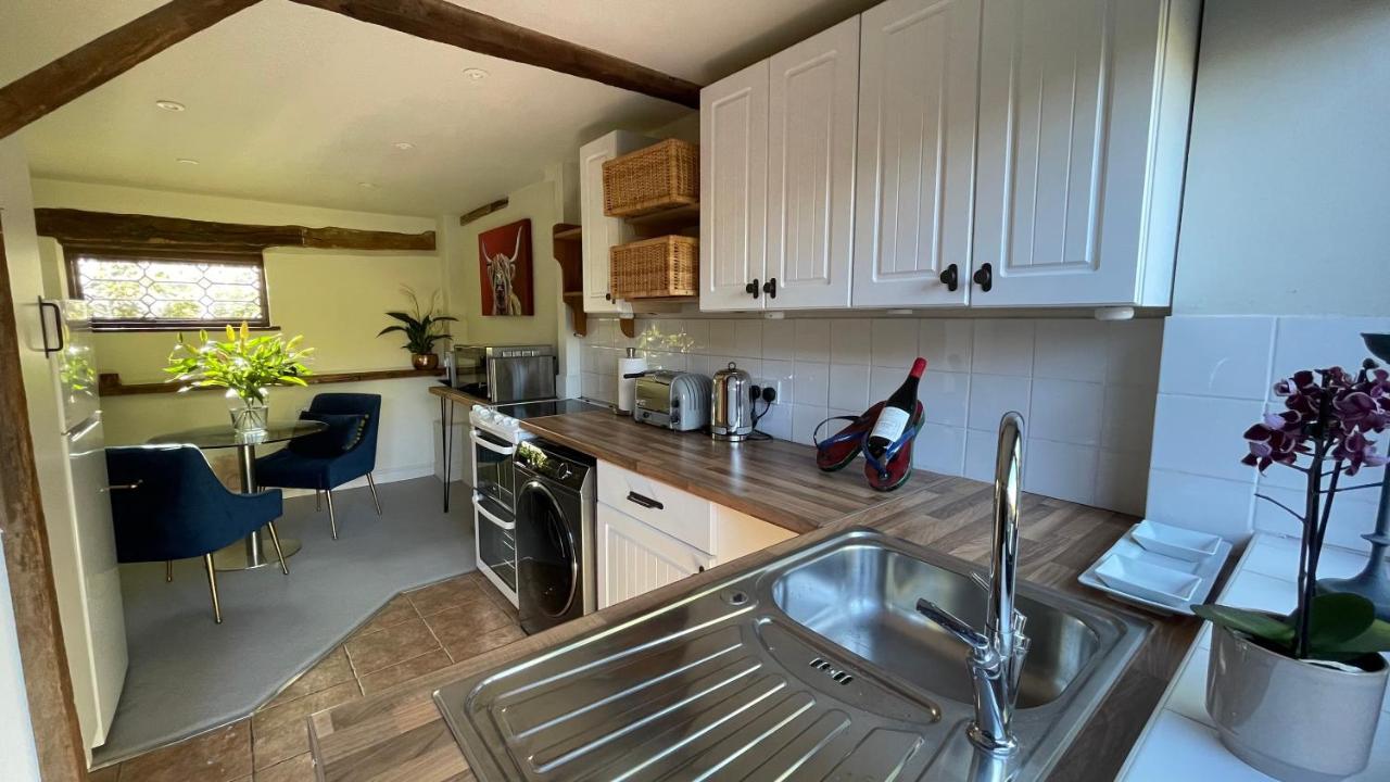 Elegant Peaceful Barn In Rural Village Setting Close To Stratford Upon Avon Eksteriør billede
