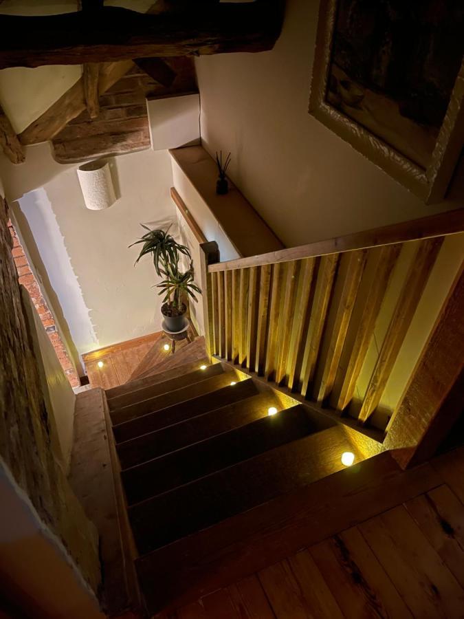Elegant Peaceful Barn In Rural Village Setting Close To Stratford Upon Avon Eksteriør billede